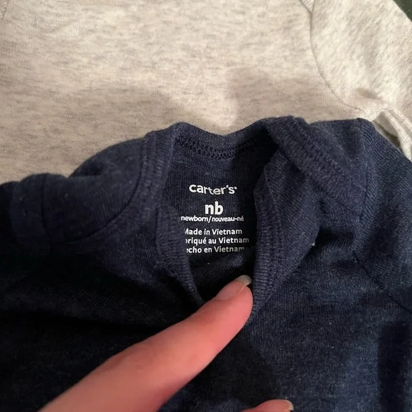 Carter’s Long Sleeve One Piece Set - Green, Gray, and Navy - Picture 2 of 6